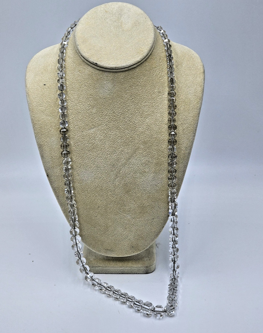 Vintage Glass Crystal Graduated Faceted Beads Necklace Barrel Clasp